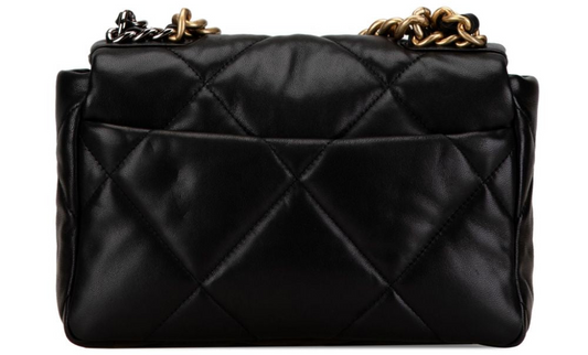 Chanel Small 19 Flap Bag Zwart Lamsleer 2023