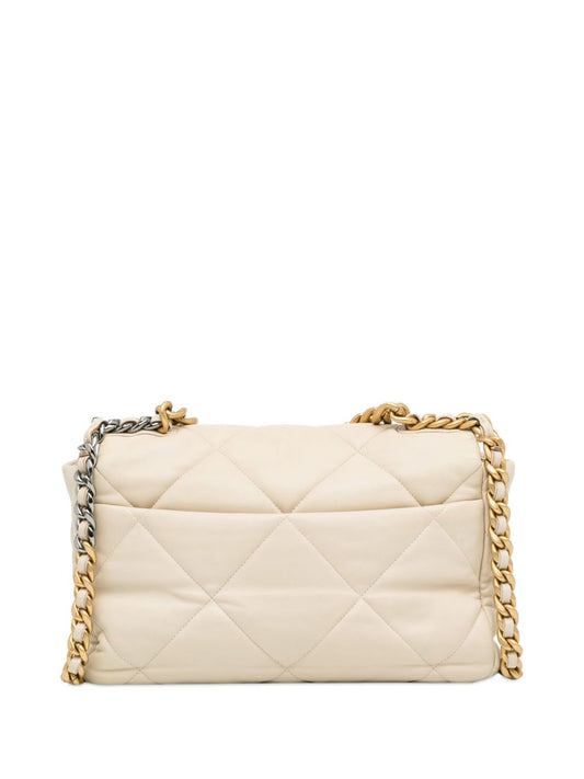 Chanel Small 19 Flap Bag Wit Lamsleer (2021)
