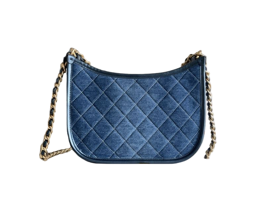 Chanel Denim Hobo Bag – Goudkleurige Hardware | Limited s24 Collectie