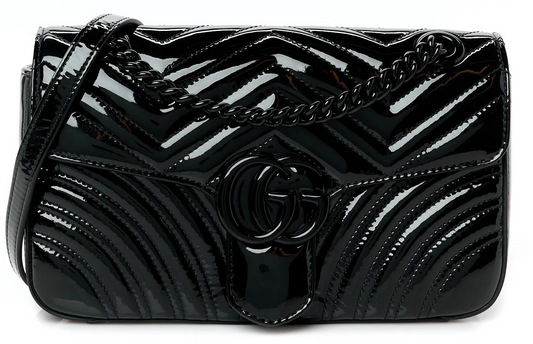 Gucci Marmont Monochrome Patent Zwart Small dames Schoudertas Matelassé • Preloved