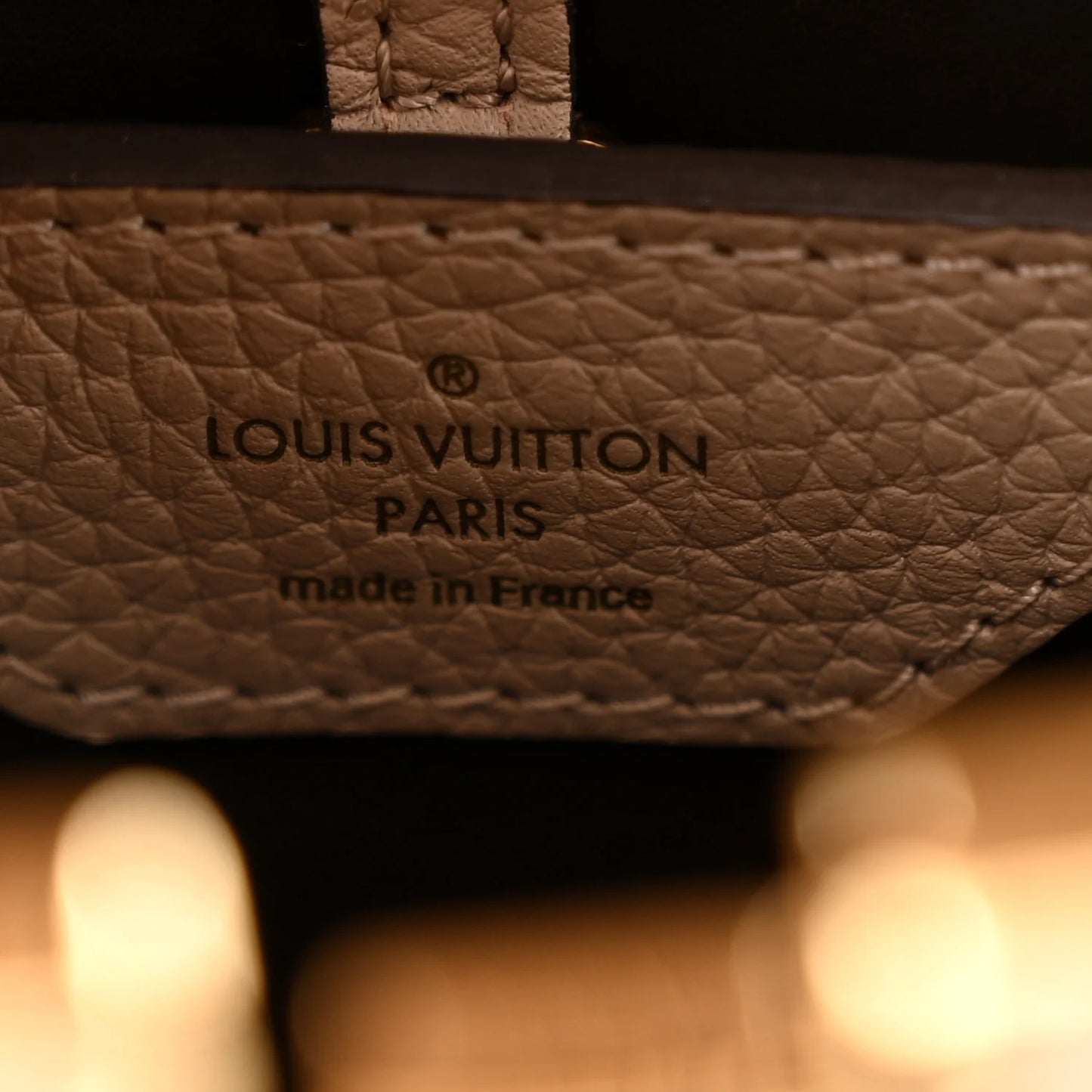 Louis Vuitton Capucines Taurillon BB Galet