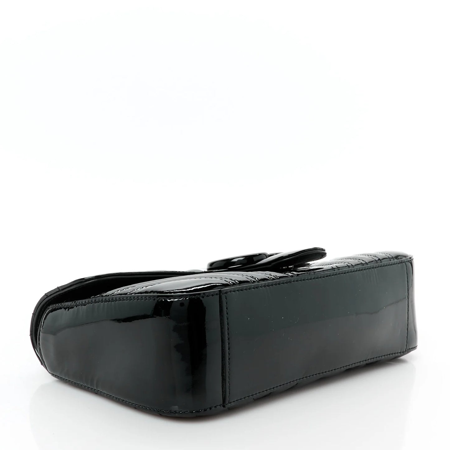 Gucci Marmont Monochrome Patent Zwart Small dames Schoudertas Matelassé • Preloved