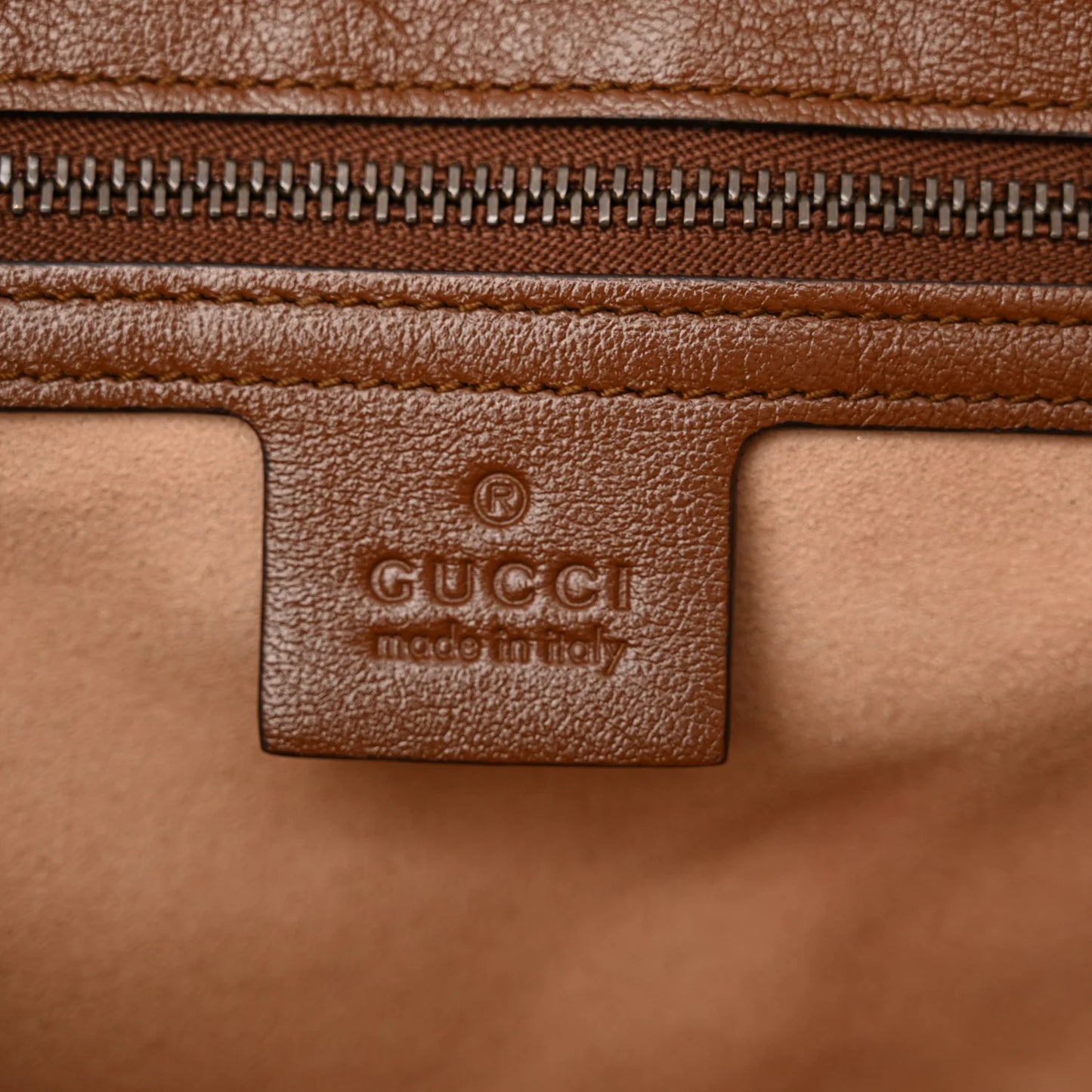 Gucci Marmont Azalea Cuir Diagonal lijnen Small dames Schoudertas Matelassé • Preloved