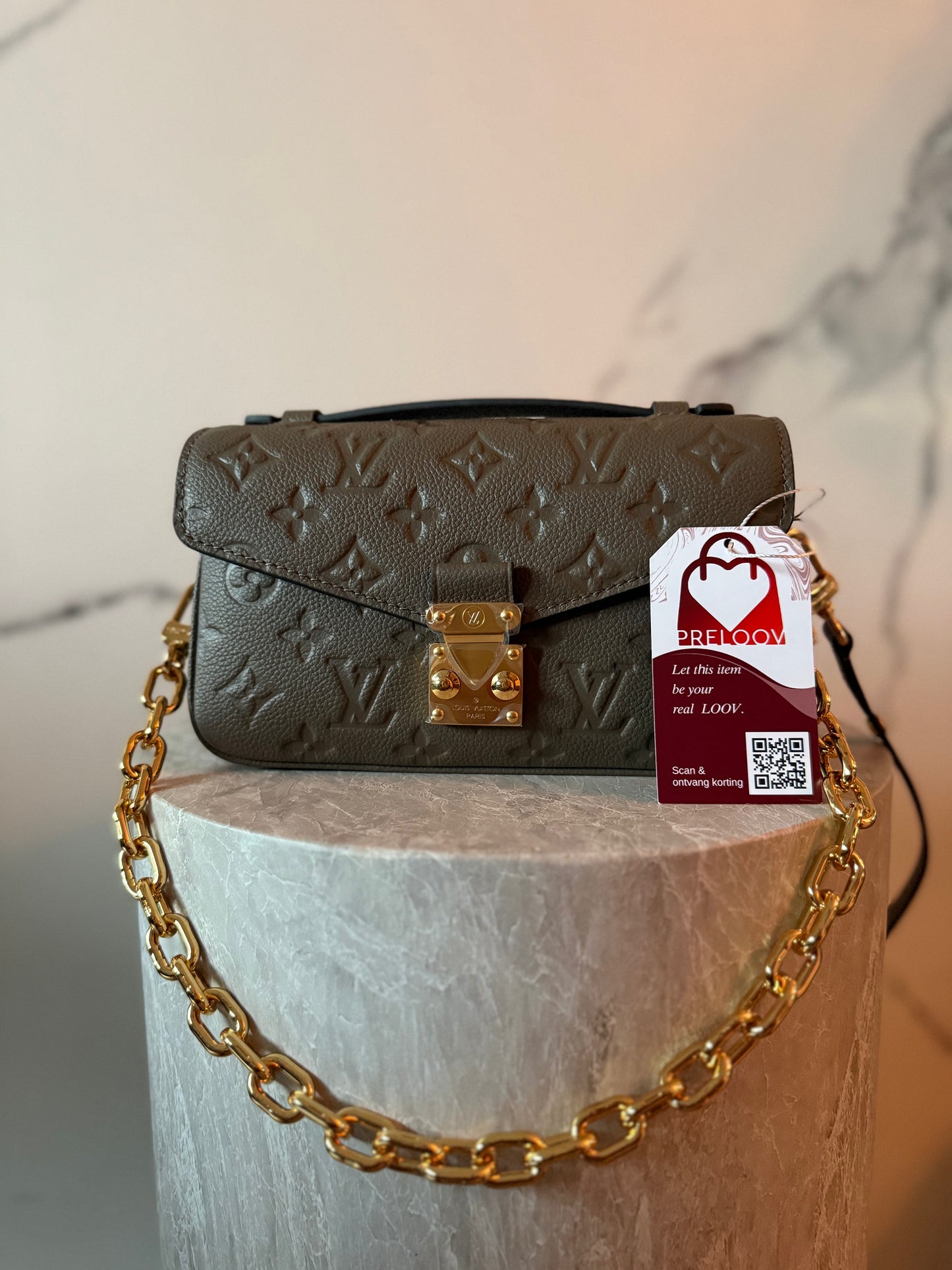 Louis Vuitton Pochette Metis wast west Smoke