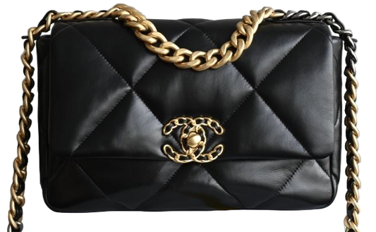 Chanel 19 Flap Bag Small – Wit Glanzend Lamsleer met Goud-, Zilver- & Ruthenium Hardware – Preloved Designer schoudertas 2025