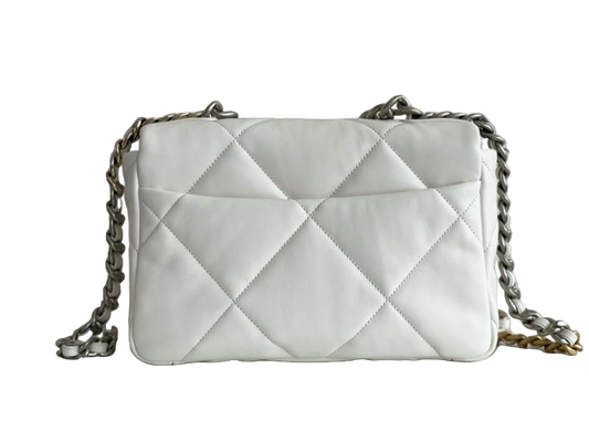 Chanel 19 Flap Bag Small – Wit Glanzend Lamsleer met Goud-, Zilver- & Ruthenium Hardware – Preloved schoudertas