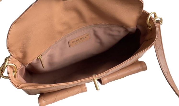 Chanel Double Pocket Hobo Bag Caramel schoudertas Calfskin | Brushed Gold Hardware