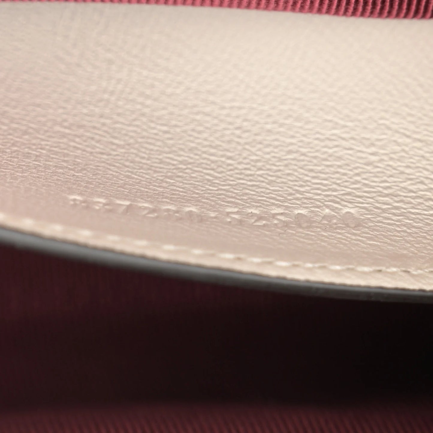 Gucci Marmont Tas Dames – 2025 nieuw model Small Schoudertas Matelassé Wit • Preloved